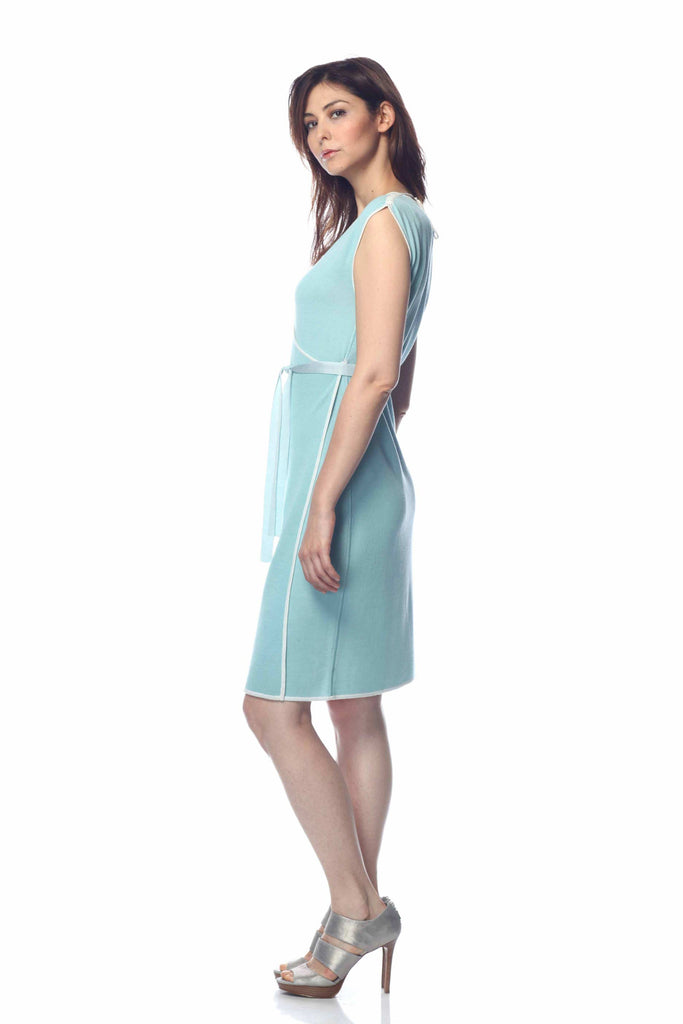 Florentina 100% Silk Reversible 4-Way Dress/Cardigan S10032_WHTZ_look1_fr_zoom_style1