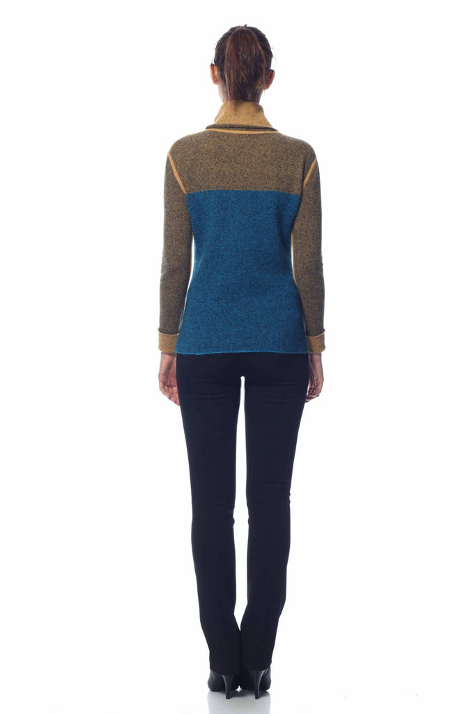Izolda Reversible Turtle Neck Pullover - Camel/Blue S10060_CMLZ_look1_fr_zoom_style1