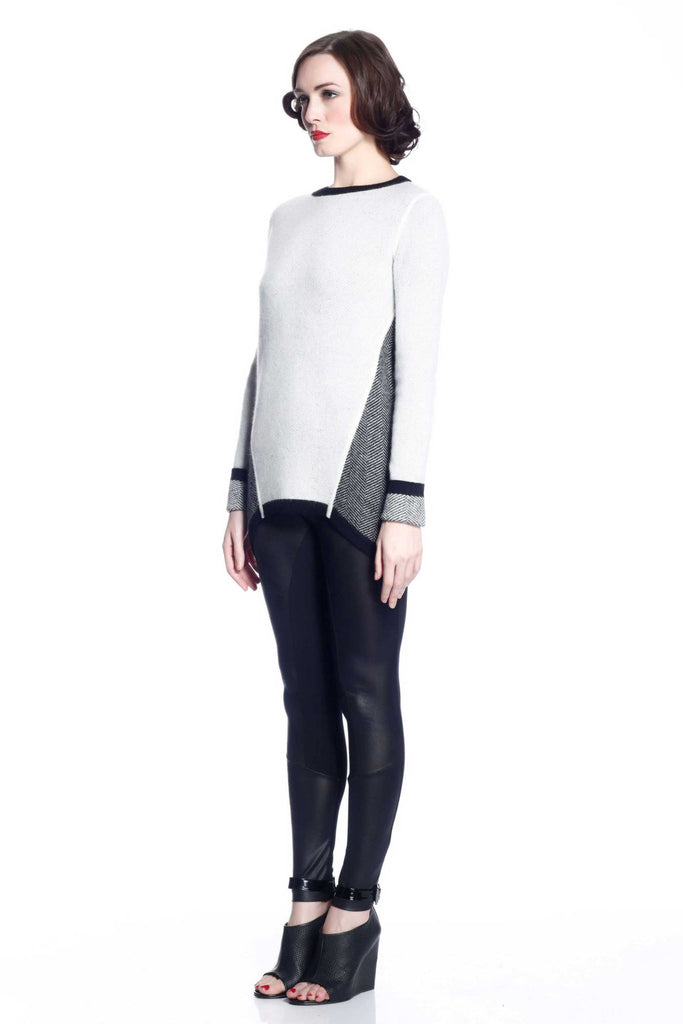 Claudette Reversible Pullover - Black S10102A_BLKZ_Look1_fr_style2