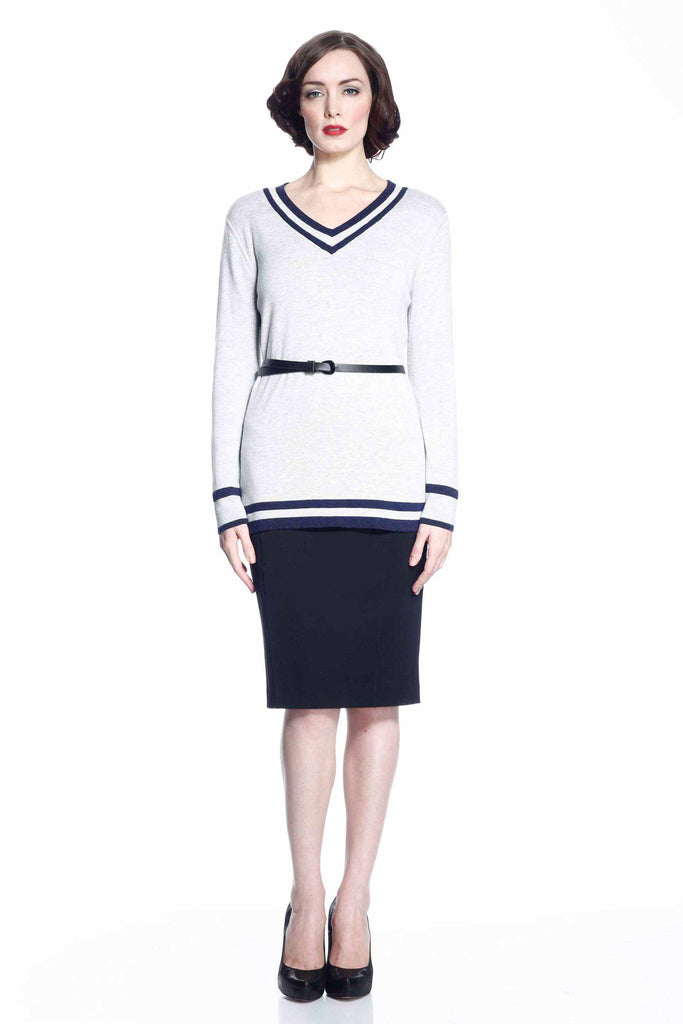 Blanche Reversible V Neck Pullover - Navy S10106A_NVYZ_Look1_fr_style2